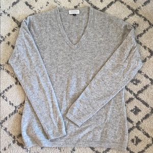 NWOT 100% Cashmere V Neck Sweater